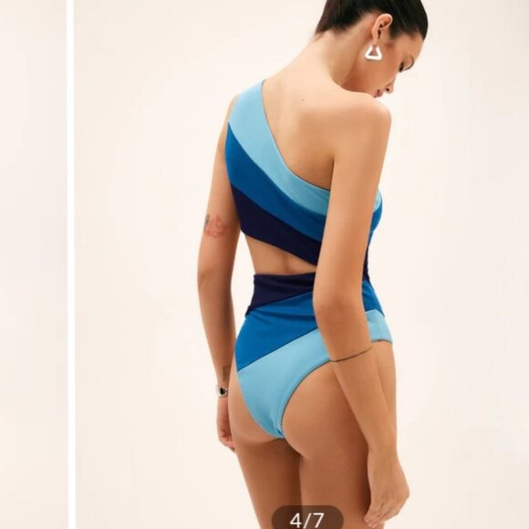 COMMENSE ASYMMETRICAL STRIPED ONE SHOULDER CUTOUT SWIMSUIT BLUE SIZE SMALL - Picture 9 of 10